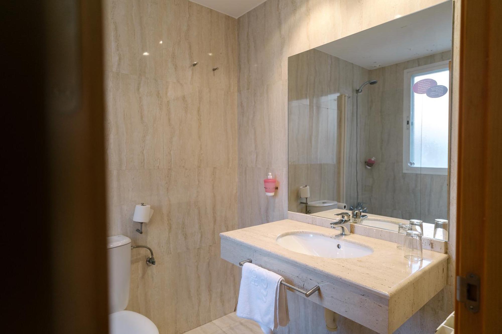 Hostal Acanto Burgos Ngoại thất bức ảnh