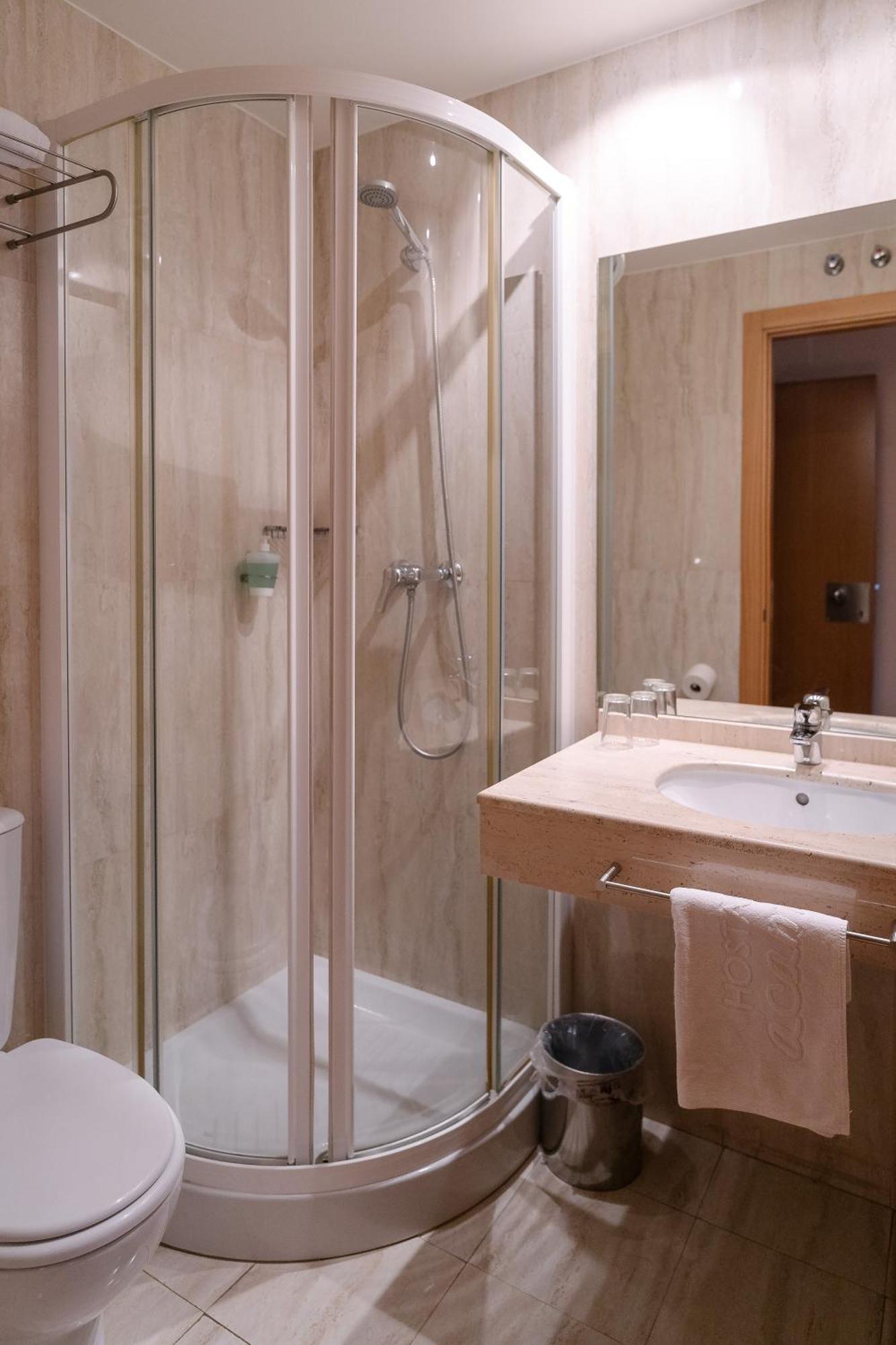 Hostal Acanto Burgos Ngoại thất bức ảnh